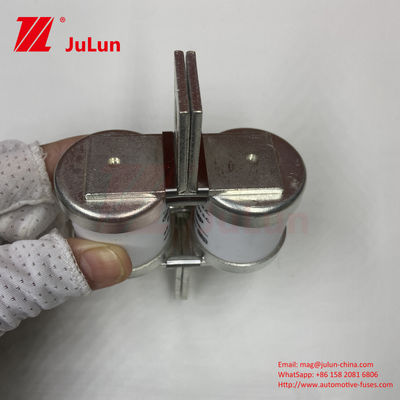 BUSSMAA 690V Nominale Spanning Keramisch Koper 630MMT Automotive Fuses 630A M6/M8 Installatie