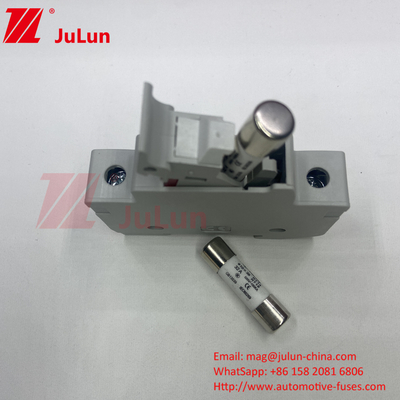 Professionele fabriek BYPV-18 1pool 16a 1000v Dc Din Rail Fuse Holder met 1500v Dc Fuse voor Solar