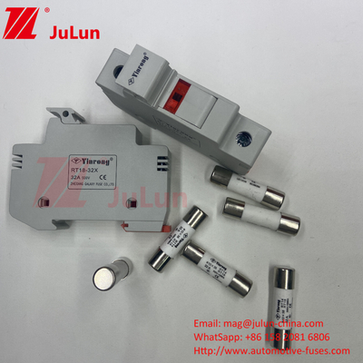 Houder met keramische zekerheid voor PV-module bescherming 15A Solar PV zekerheid 1000V 10 * 38mm Din Rail Solar zekerheid