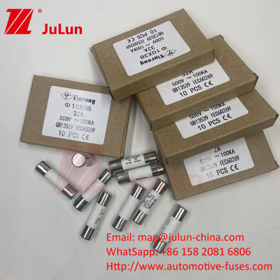 10*38mm FUSE 15A 690VDC Panel Mount Solar PV Fuse voor robuuste PV String Protection