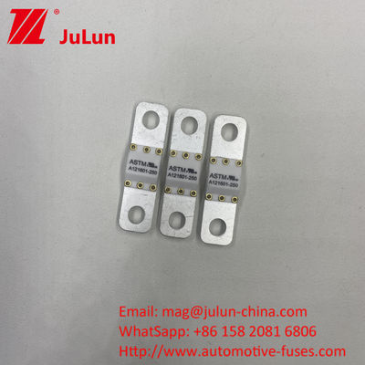 A121601-50A ASTM 125VDC Spanningsbeoordeling Automotive blade fuses voor automotive en prestatie
