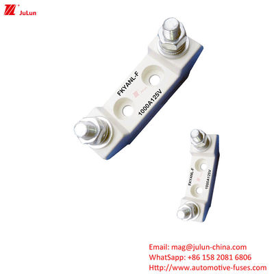UL-standaard Bipolar Automotive Spare Parts Plastic Housing Fuse / Fuse Holder Nominale spanning 125V