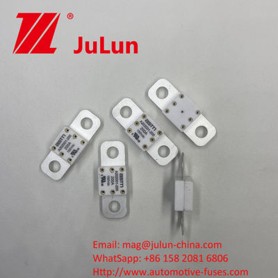 Hoge stroom A202001-100A 150VDC Keramische autoverzekering voor kortsluitingsbescherming 150VDC 100A 150A 200A 250A 300A 350A 400A 500A