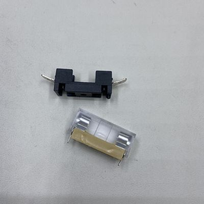 Installatie van een PCB-bord 6*30mm 250VDC Zwart Blauw Transparante Goud Auto Fuse Holder