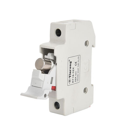 PV 1500V 32A Keramische cilinderspuit met een hoge breekcapaciteit
