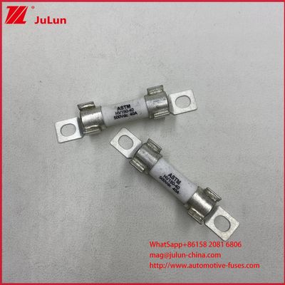 ASTM HV150 Elektrische Voertuig Zekering 30A 10A DC500V 20KA Keramische Cilindrische Boutmontage Met Sterke Breekcapaciteit