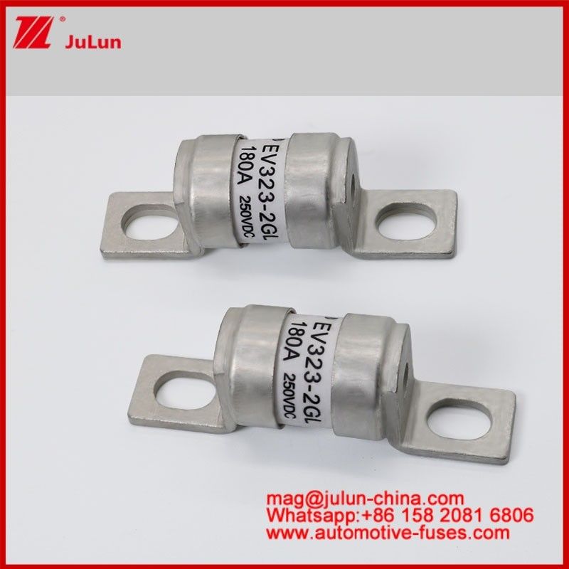 EV322-2GL 180A 250VDC Boltverbindingsstructuur Keramische buisvormige zekerheid voor elektrische voertuigen M6 M8 Reparatie Kleine grootte Hoge breekcapaciteit