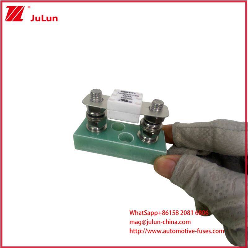 FHR39-M8-01 ASTM Fuse Elektrische voertuigen motorfietsbatterijpanelen Houder Auto Fuse Houder Nominale spanning