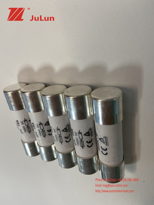 Ceramische Zonnepv Koperzekering 10A 10kA gelijkstroom binnen-slechts 1500VDC 14x51mm
