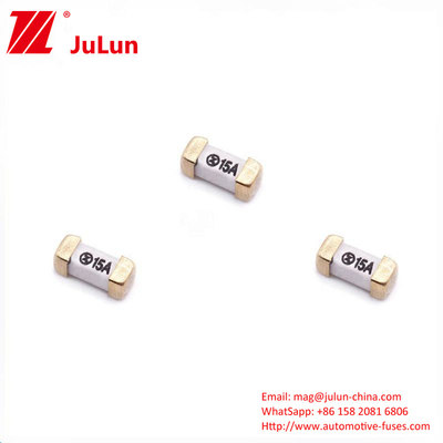 Oppervlakte van PCB van SMD UL VDE PSE kc zet CCC Goedgekeurde Zekeringen160ma~15a Huidige Classificatie 15A 250V op