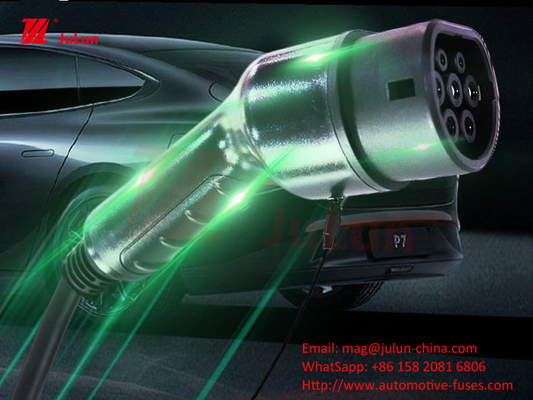 Europees standaard oplaadpistool Type 2 EV-laadmachine 7KW Draagbare oplaadstapel Nieuwe energieoplaadpistool