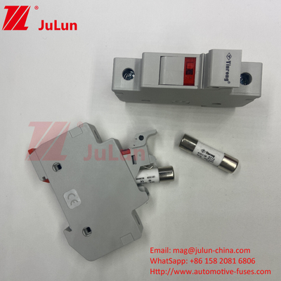 10x38mm 32A Zilveren element zonne-zekerheid voor fotovoltaïsche RT18-32X 10*38mm cilindrische zekeringhouder met 32A 690V laag