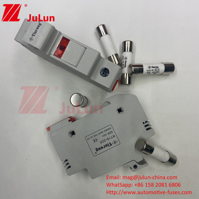 Houder met keramische zekerheid voor PV-module bescherming 15A Solar PV zekerheid 1000V 10 * 38mm Din Rail Solar zekerheid