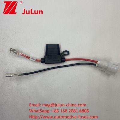 Fusehouder 8AWG Inline Blade 30A Kabel Lead WireFusehouder 8AWG Inline Blade Cable Lead Wire Originele 50 Amp Plug Style Power Connector naar 8mm RING TERMINALS Originele 50 Amp Plug Style