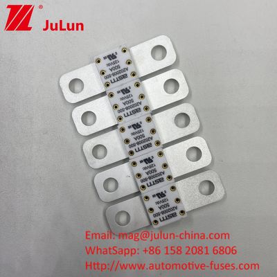 68*17.7*12mm A202008 350A 125VDC EV FUSE Hoog breekvermogen Onder 125Vdc Voor het optimaliseren van de prestaties van elektrische voertuigen