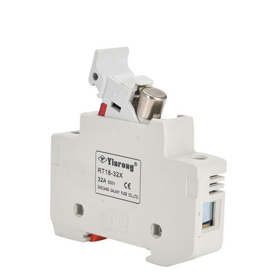 PV 1500V 32A Keramische cilinderspuit met een hoge breekcapaciteit
